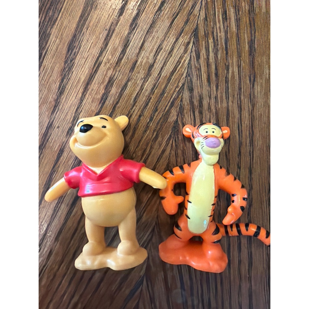 Disney Winnie the Pooh and Tigger Mini Figures Plastic Toy Cake Toppers Lot of 2